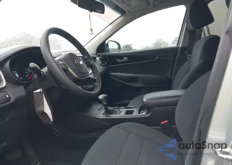 2019 Kia Sorento 2.4L L z USA, uszkodzony, nr VIN 5XYPG4A33KG594395